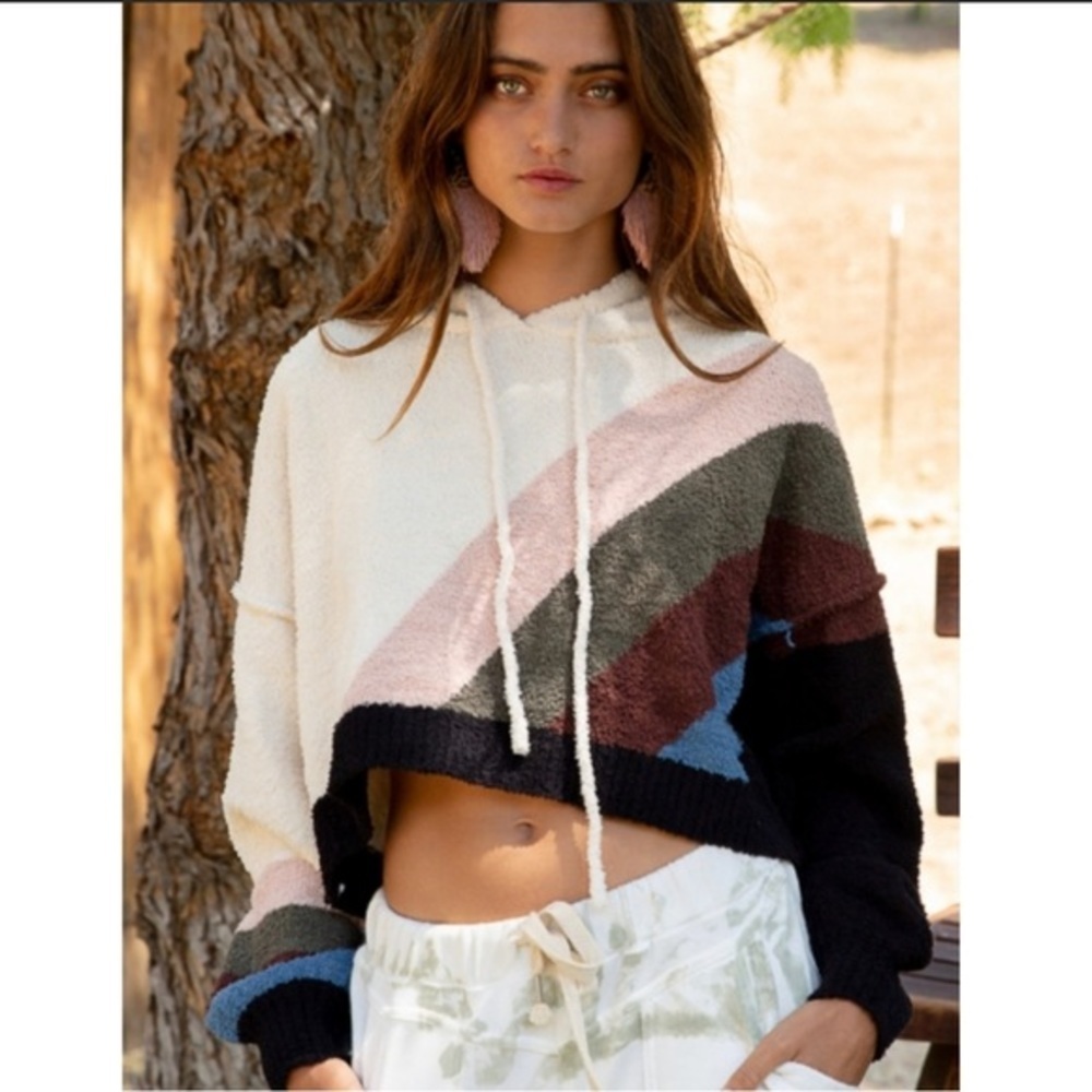Color-Block Cropped Berber Hoodie